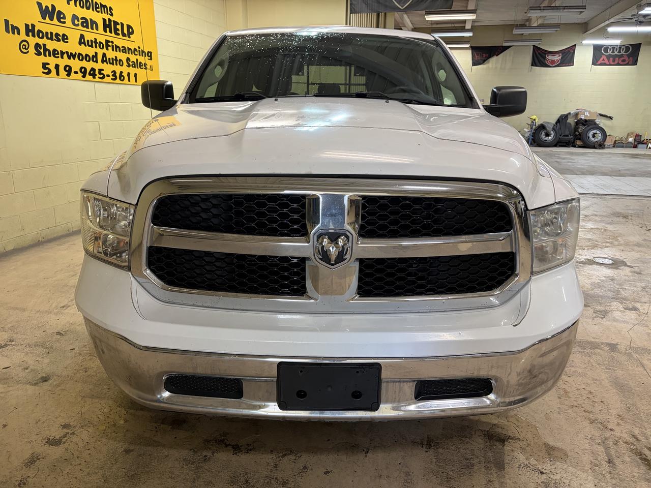 2016 RAM 1500 SLT Photo
