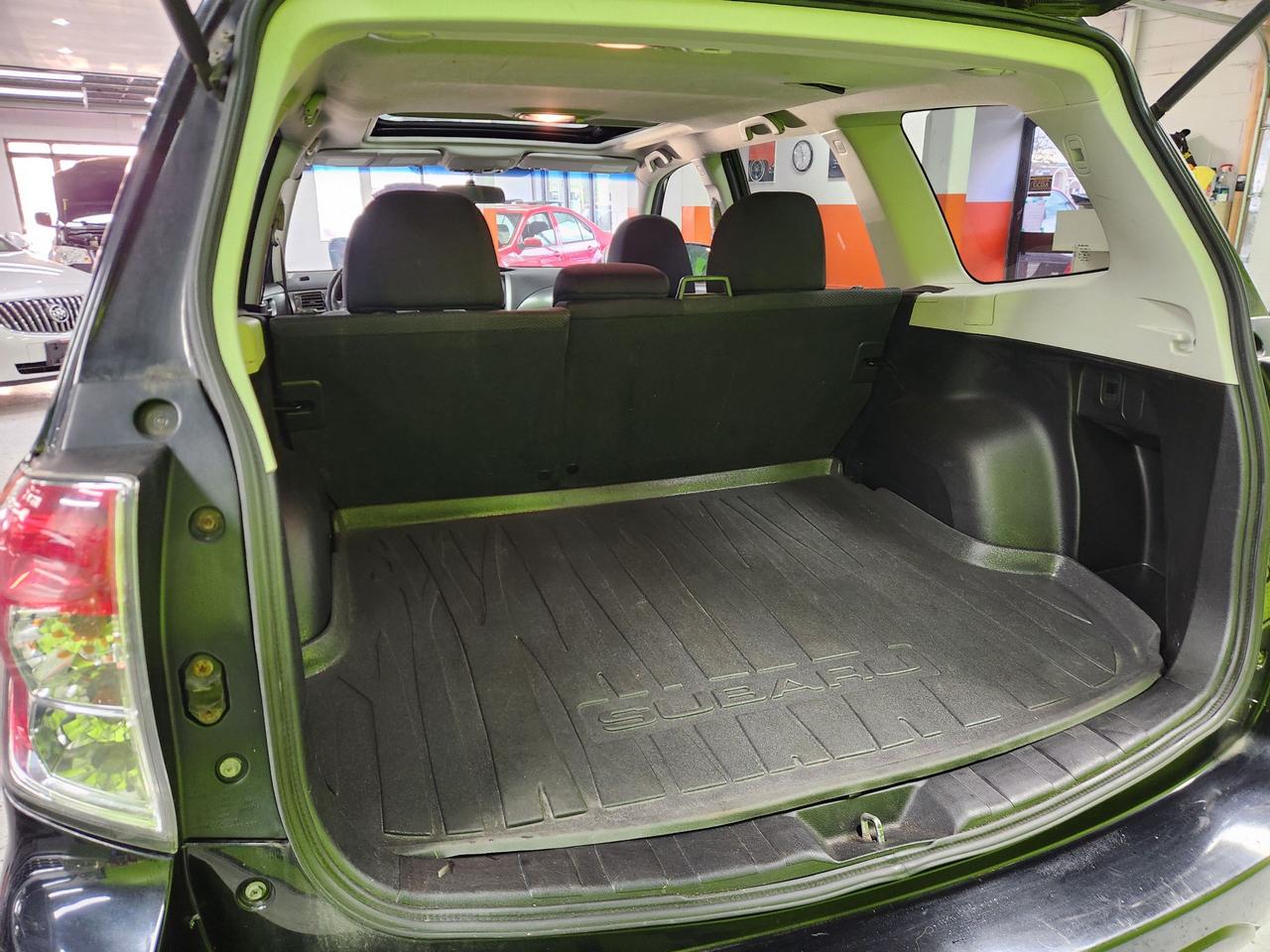 2011 Subaru Forester X Limited SUNROOF H-TED SEATS BLUETOOTH 4CYL Photo