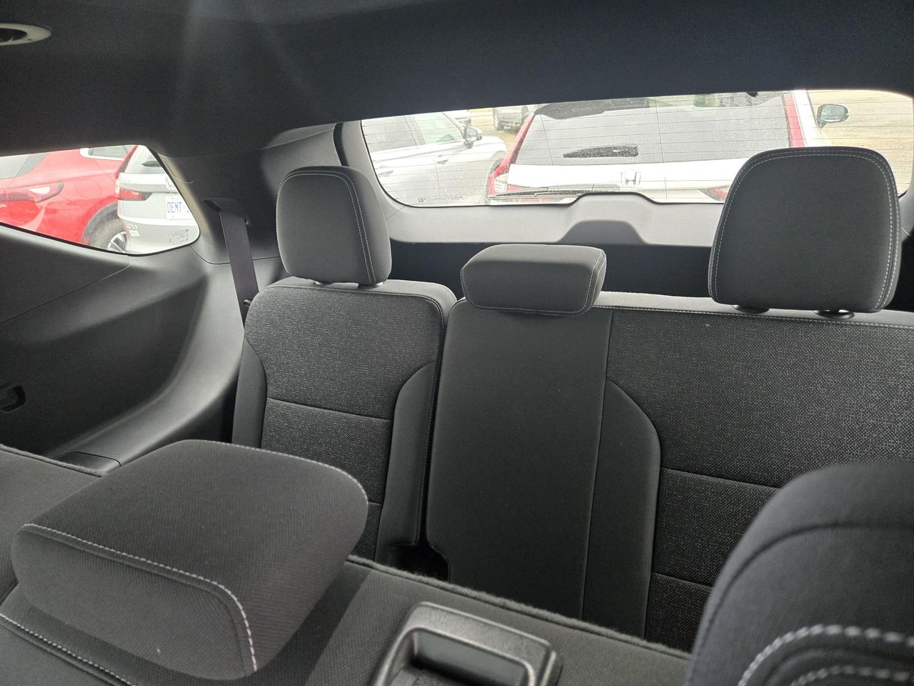 2025 Chevrolet Traverse LT Photo