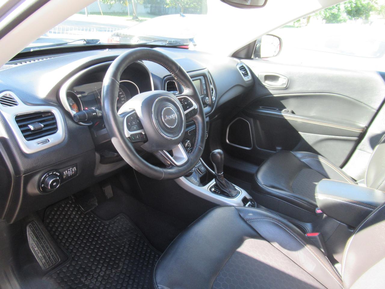 2018 Jeep Compass NORTH Photo