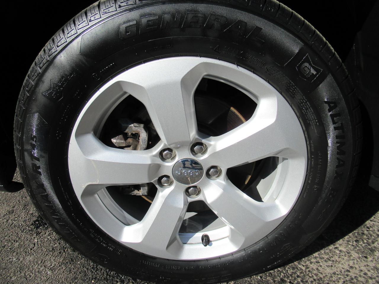 2018 Jeep Compass NORTH Photo