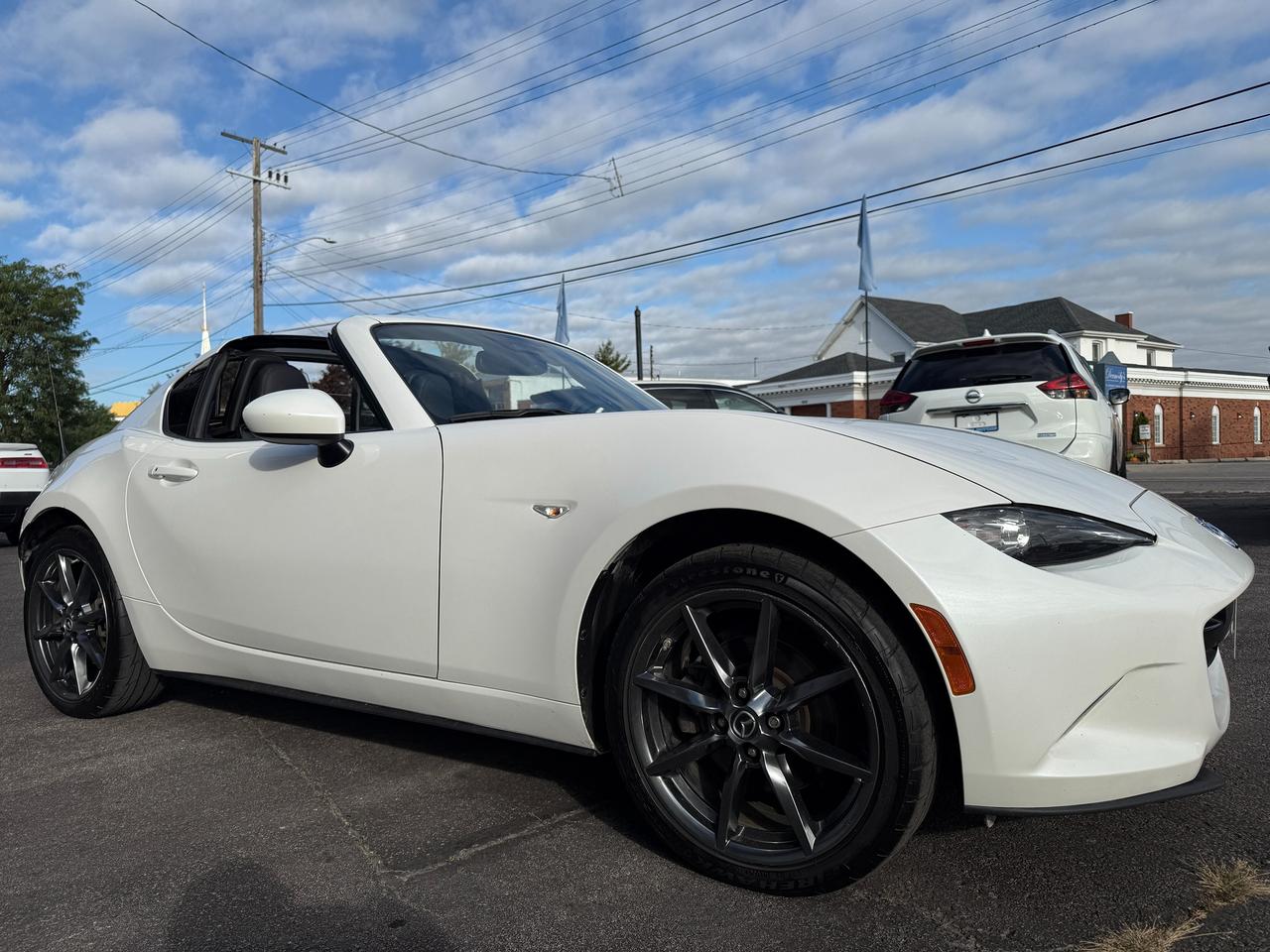 2019 Mazda Miata MX-5 MX-5  RF GRAND TOURING Photo3