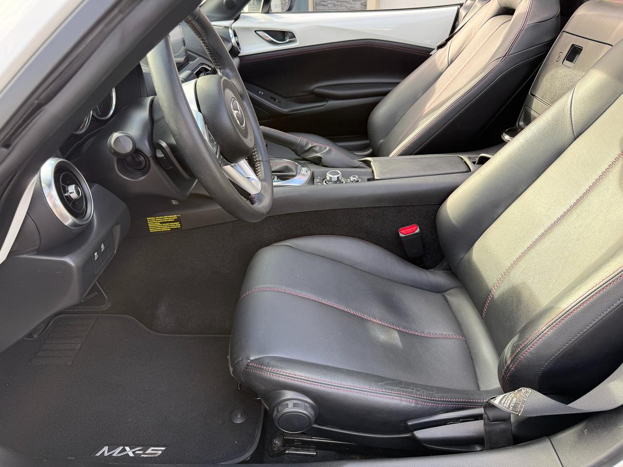 2019 Mazda Miata MX-5 MX-5  RF GRAND TOURING Photo