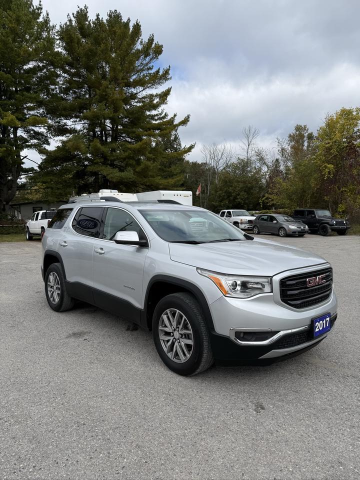 2017 GMC Acadia SLE Photo
