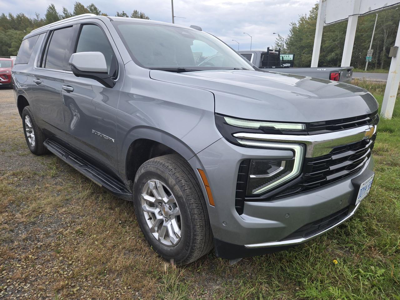 2025 Chevrolet Suburban LS Photo