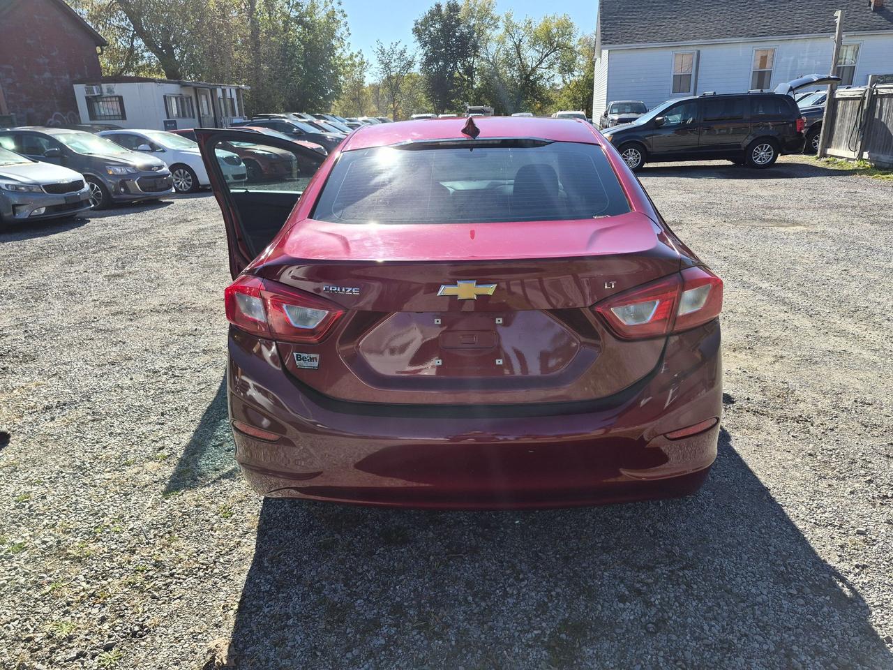 2017 Chevrolet Cruze 4dr Sdn Photo
