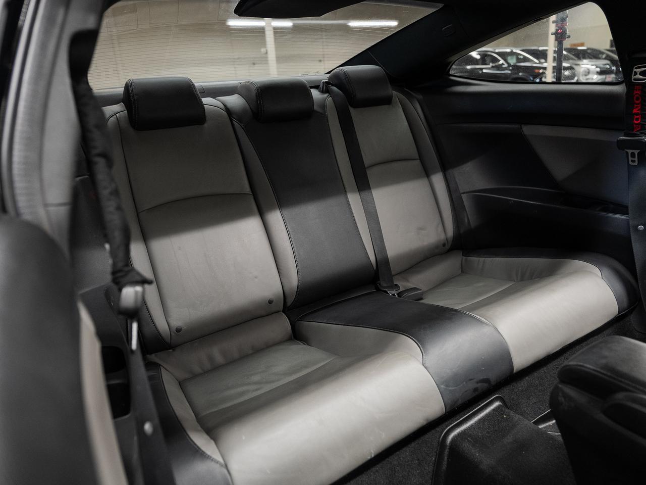 2017 Honda Civic TOURING COUPE | Nav | Leather | Sunroof | CarPlay Photo