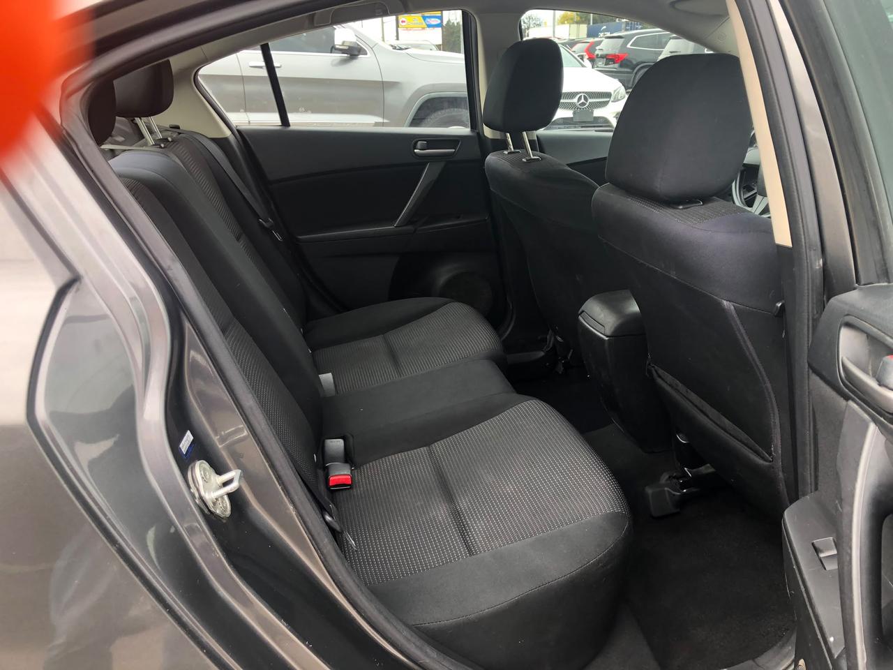 2012 Mazda MAZDA3 GX, CERTIFIED WITH 3 YRS WARRANTY INCLUDED Photo