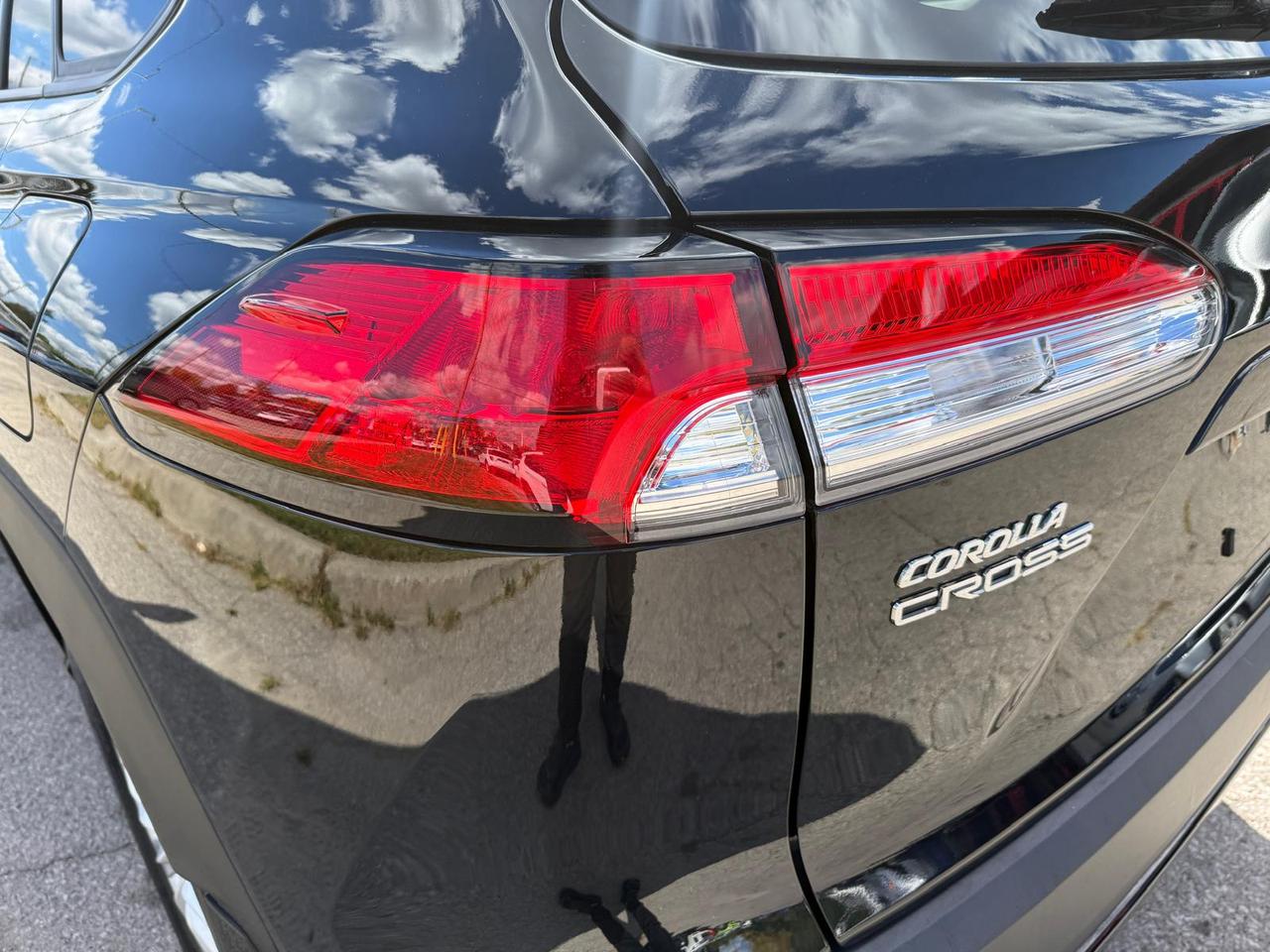 2023 Toyota Corolla Cross LE / AWD / NO ACCIDENTS / HTD STEERING / BLUETOOTH Photo