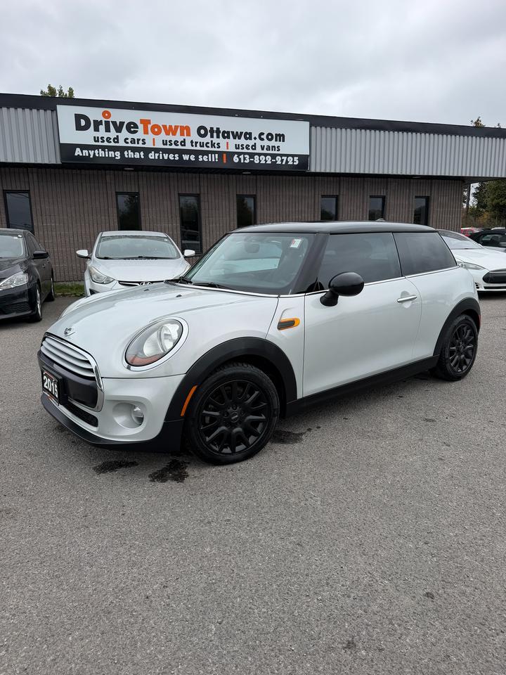 2015 MINI Cooper  - Photo #1