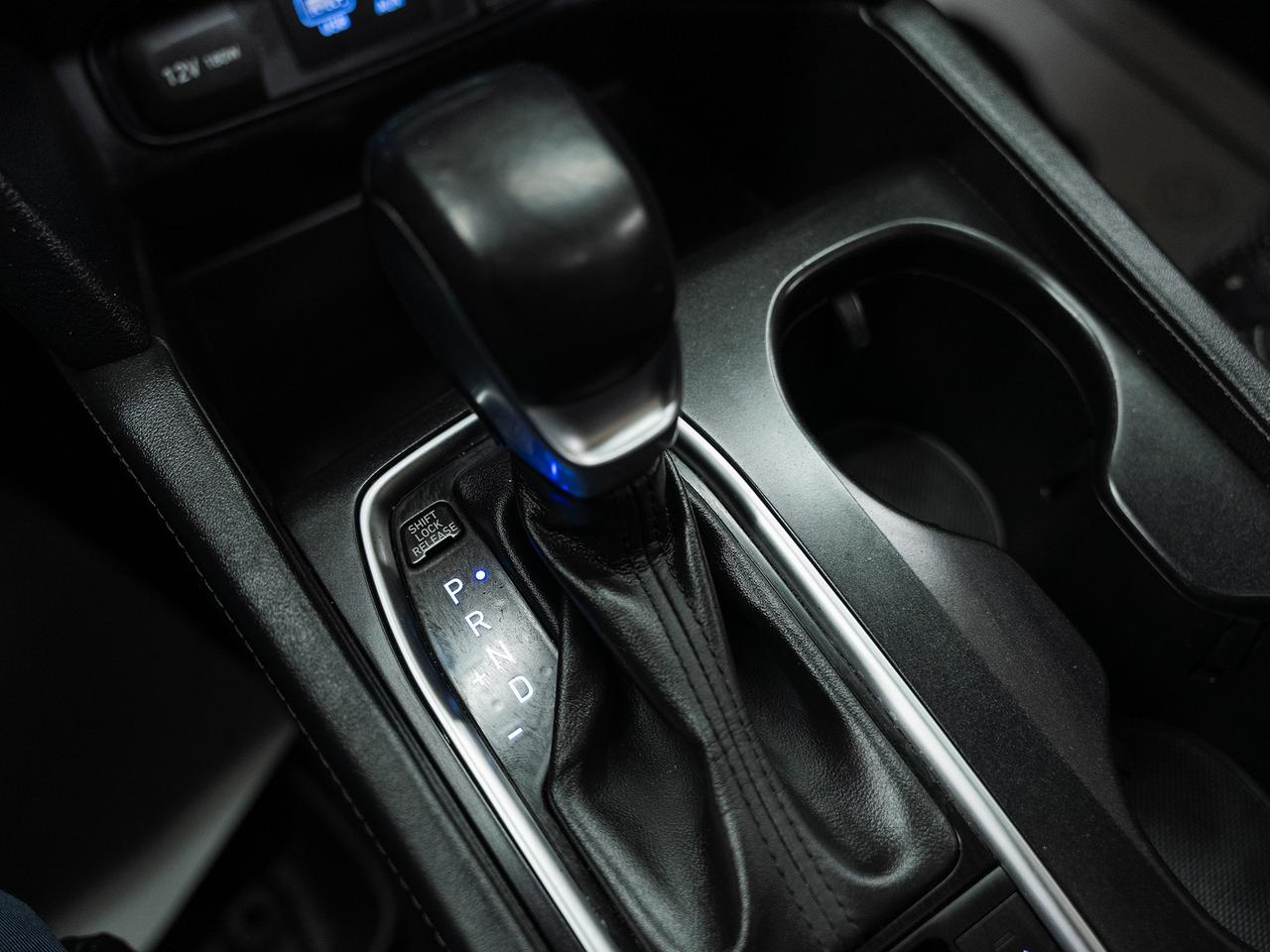 2019 Hyundai Santa Fe LUXURY AWD | Pano roof | Leather | BSM | CarPlay