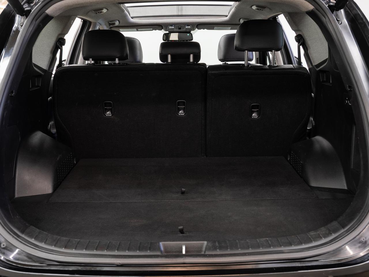 2019 Hyundai Santa Fe LUXURY AWD | Pano roof | Leather | BSM | CarPlay Photo
