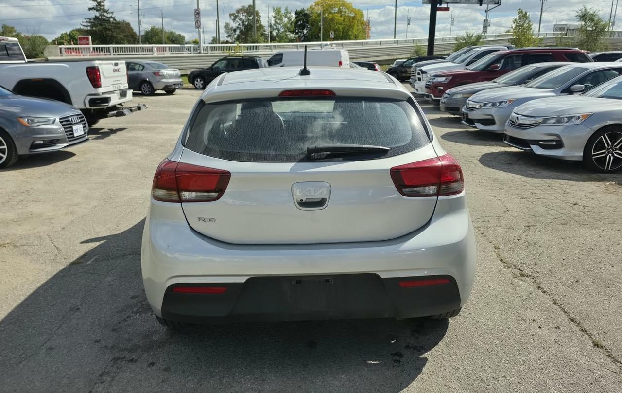 2022 Kia Rio LX / NO ACCIDENTS / HTD SEATS / BLUETOOTH / AUTO Photo2