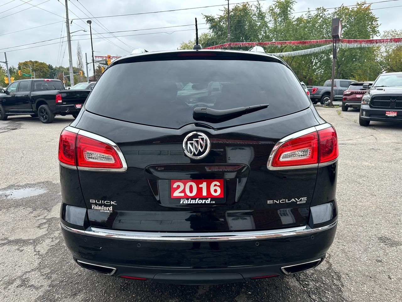 2016 Buick Enclave PremiumAWD HTD-Leather Sunroof NAV Bluetooth DVD Photo
