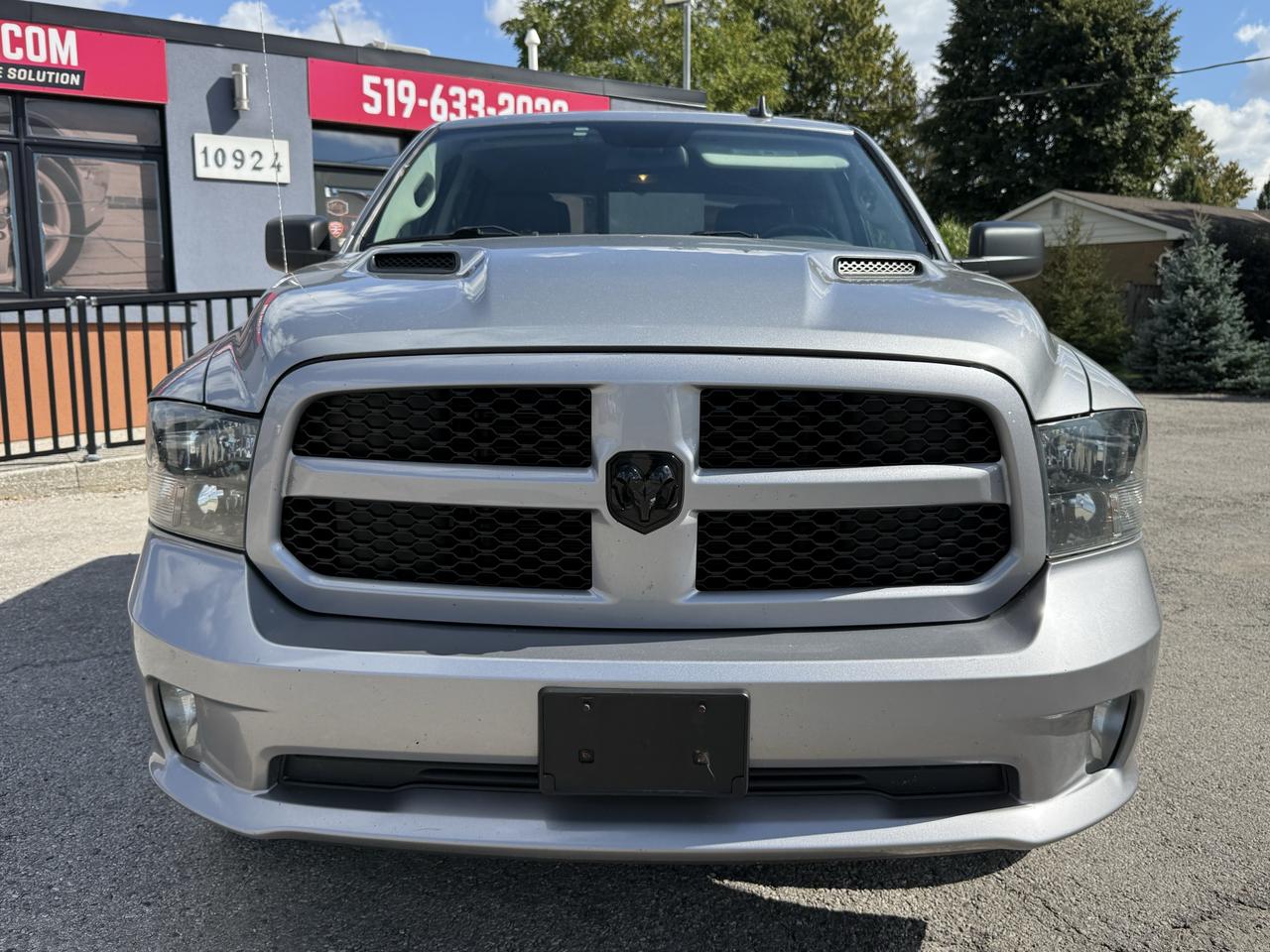 2020 RAM 1500 Classic EXPRESS | Leather | Backup Camera | Heated Seats Photo