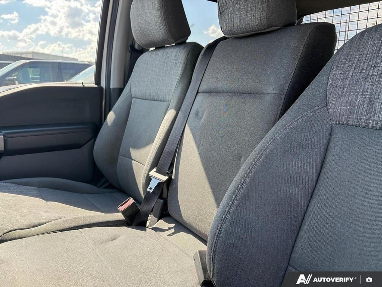 2022 Ford F-150 XLT 300A|TOW PK|XTR PK|5.0 V8|CERTIFIED|NO ACCIDENTS Photo