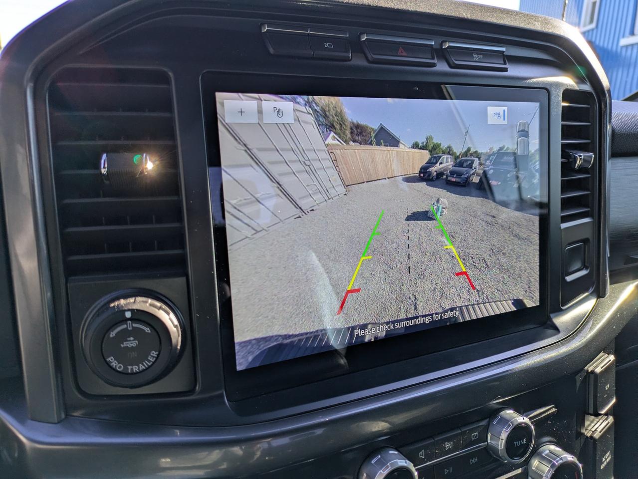 2022 Ford F-150 XLT 4WD SuperCrew 5.5' Box Photo