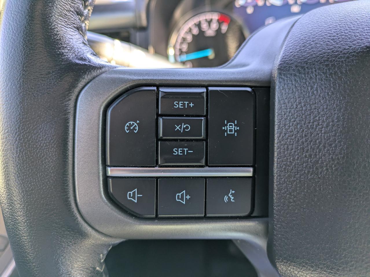 2022 Ford F-150 XLT 4WD SuperCrew 5.5' Box Photo