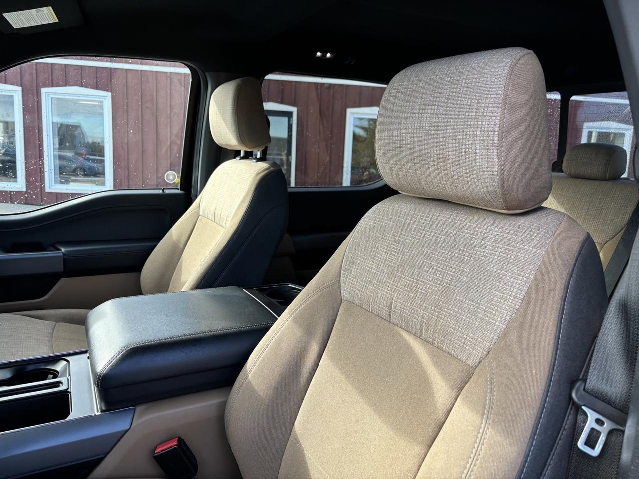 2022 Ford F-150 XLT Photo