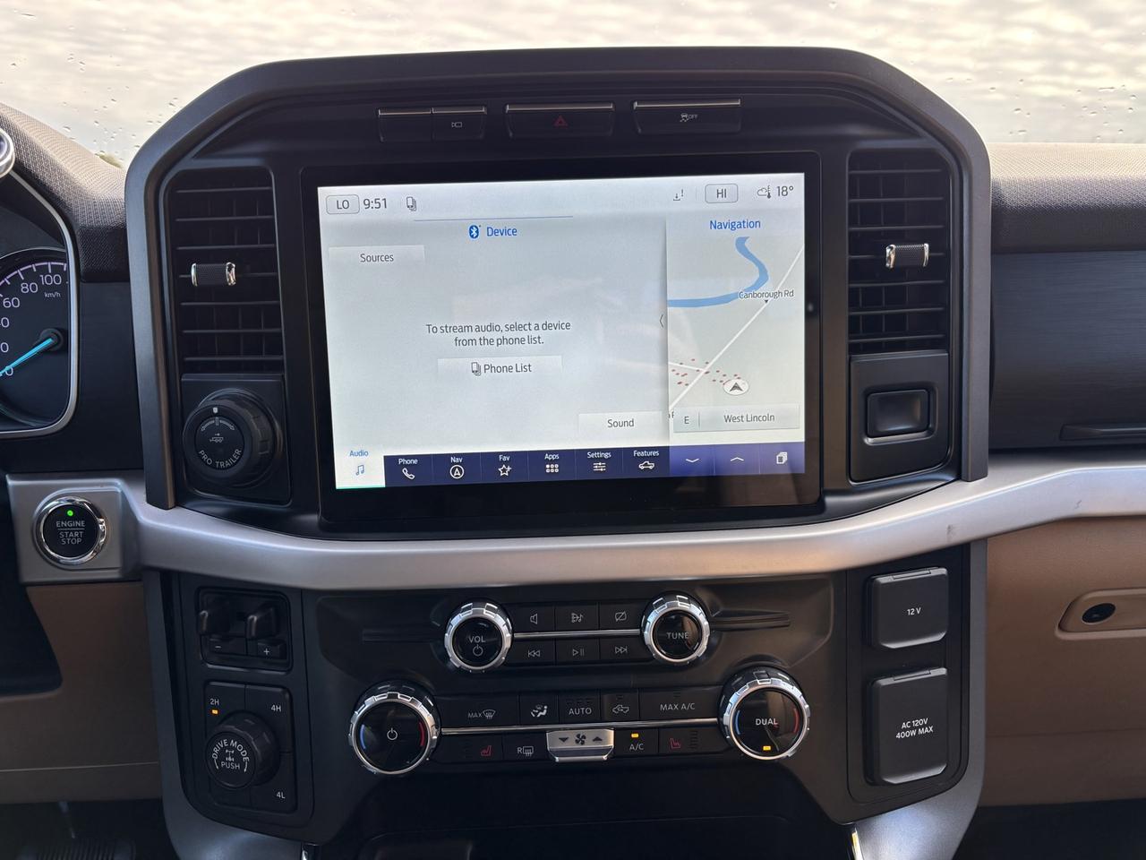 2022 Ford F-150 XLT Photo