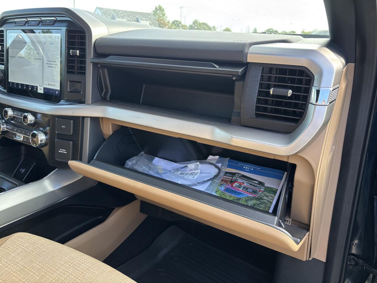 2022 Ford F-150 XLT Photo