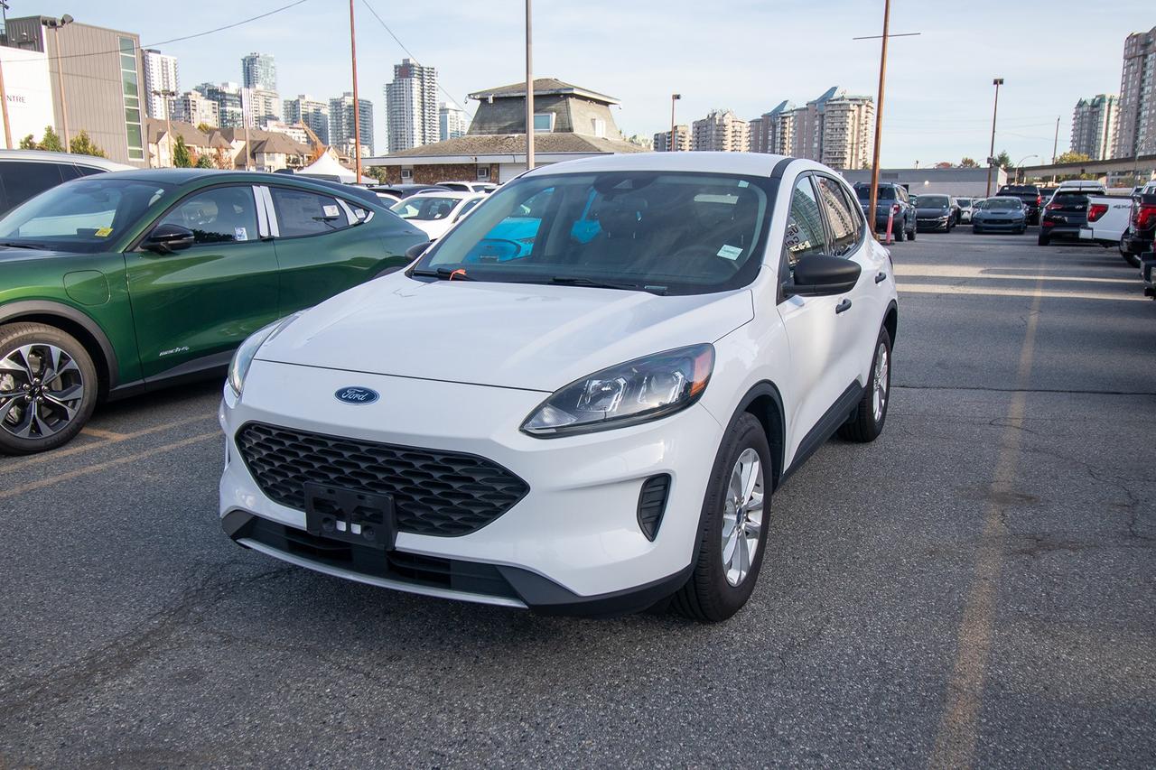 2020 Ford Escape S Photo0