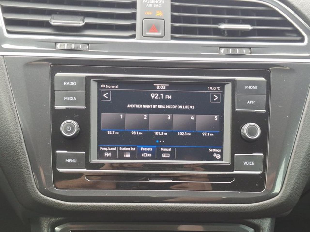 2024 Volkswagen Tiguan Trendline AWD | Heated Seats | Cruise Control | Apple Carplay + Android Auto | Reverse Cam & More ! Photo