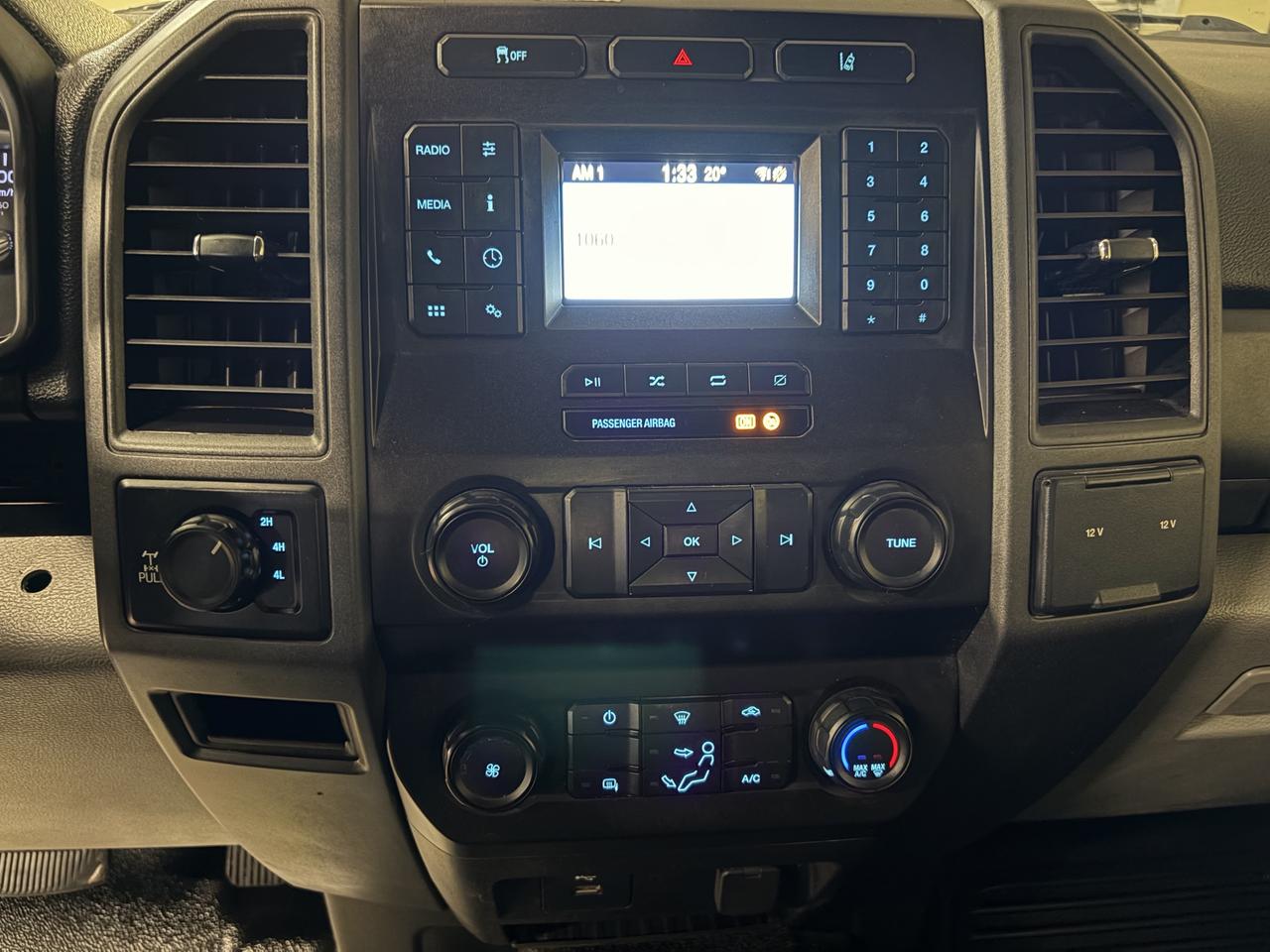 2020 Ford SUPER DUTY F-350 SRW XL Photo