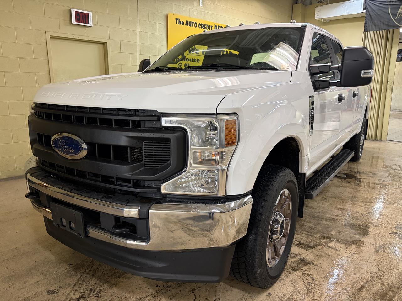 2020 Ford SUPER DUTY F-350 SRW XL Photo2