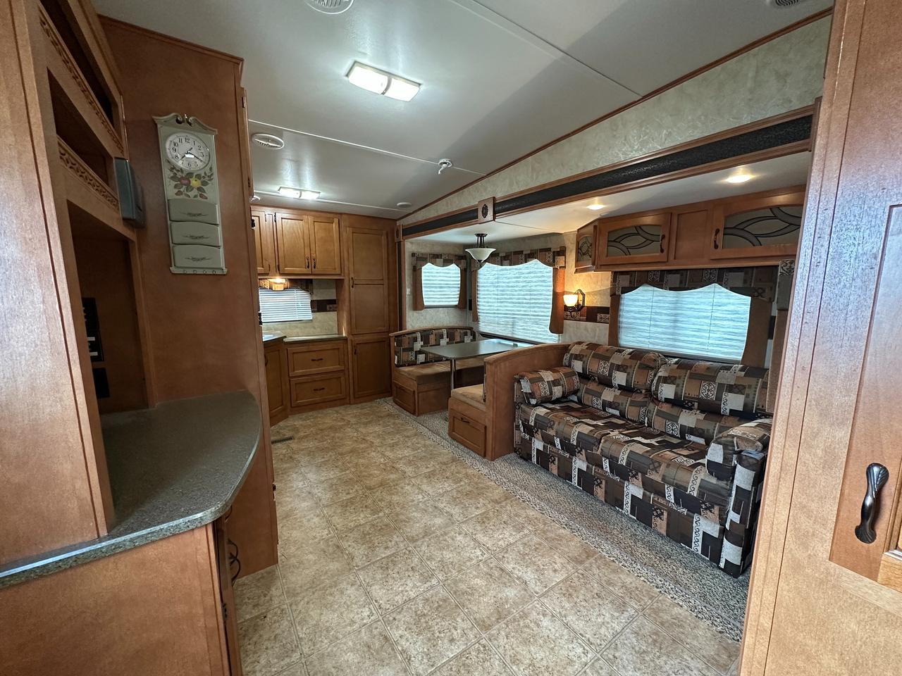 2012 Gulf Stream Canyon Trail 26FRKW 
