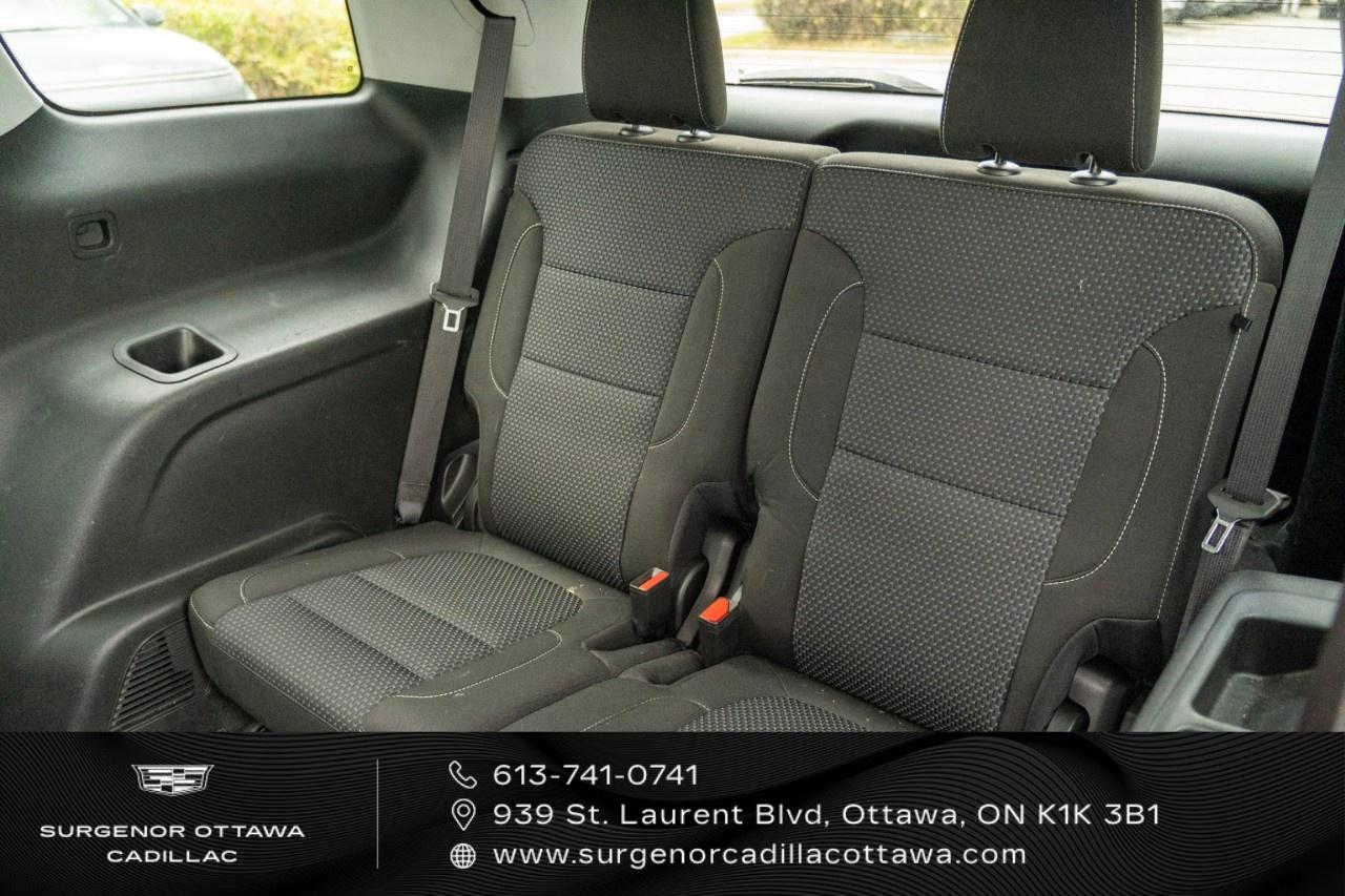 2023 GMC Acadia AWD SLE Photo