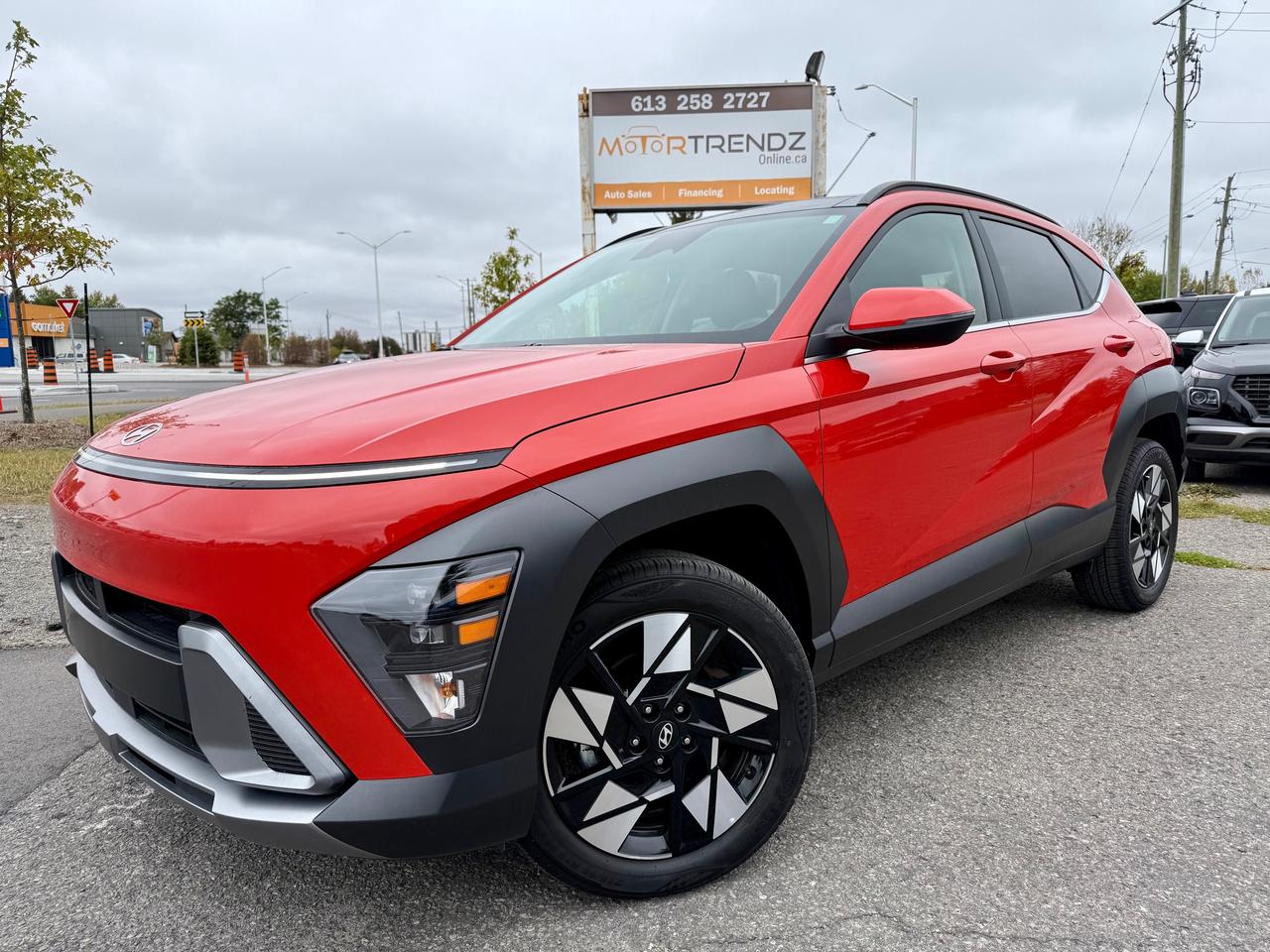 2025 Hyundai KONA 2.0L Preferred w/Trend Package Sunroof! Leather! AutoStart! Photo0