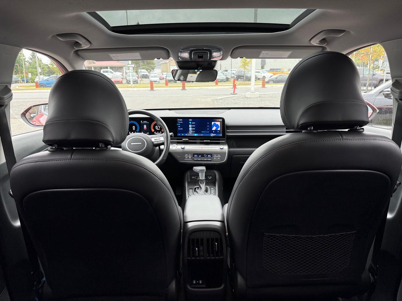 2025 Hyundai KONA 2.0L Preferred w/Trend Package Sunroof! Leather! AutoStart! Photo