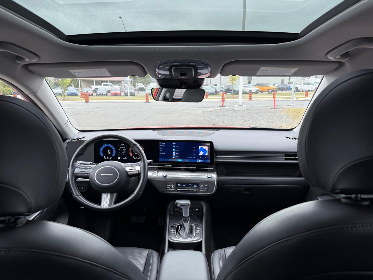 2025 Hyundai KONA 2.0L Preferred w/Trend Package Sunroof! Leather! AutoStart! Photo