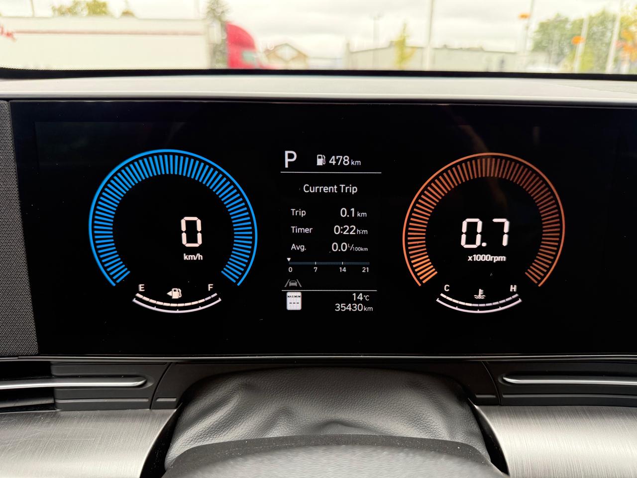 2025 Hyundai KONA 2.0L Preferred w/Trend Package Sunroof! Leather! AutoStart! Photo