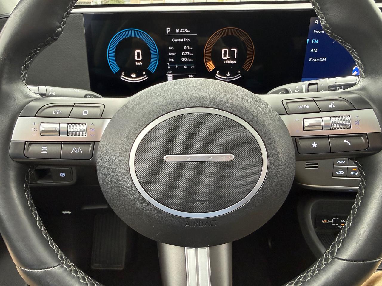 2025 Hyundai KONA 2.0L Preferred w/Trend Package Sunroof! Leather! AutoStart! Photo