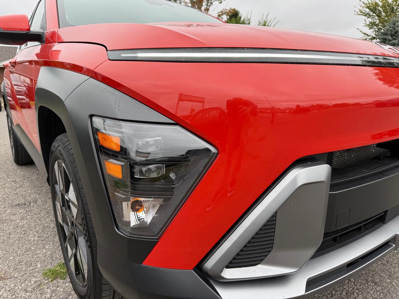 2025 Hyundai KONA 2.0L Preferred w/Trend Package Sunroof! Leather! AutoStart! Photo