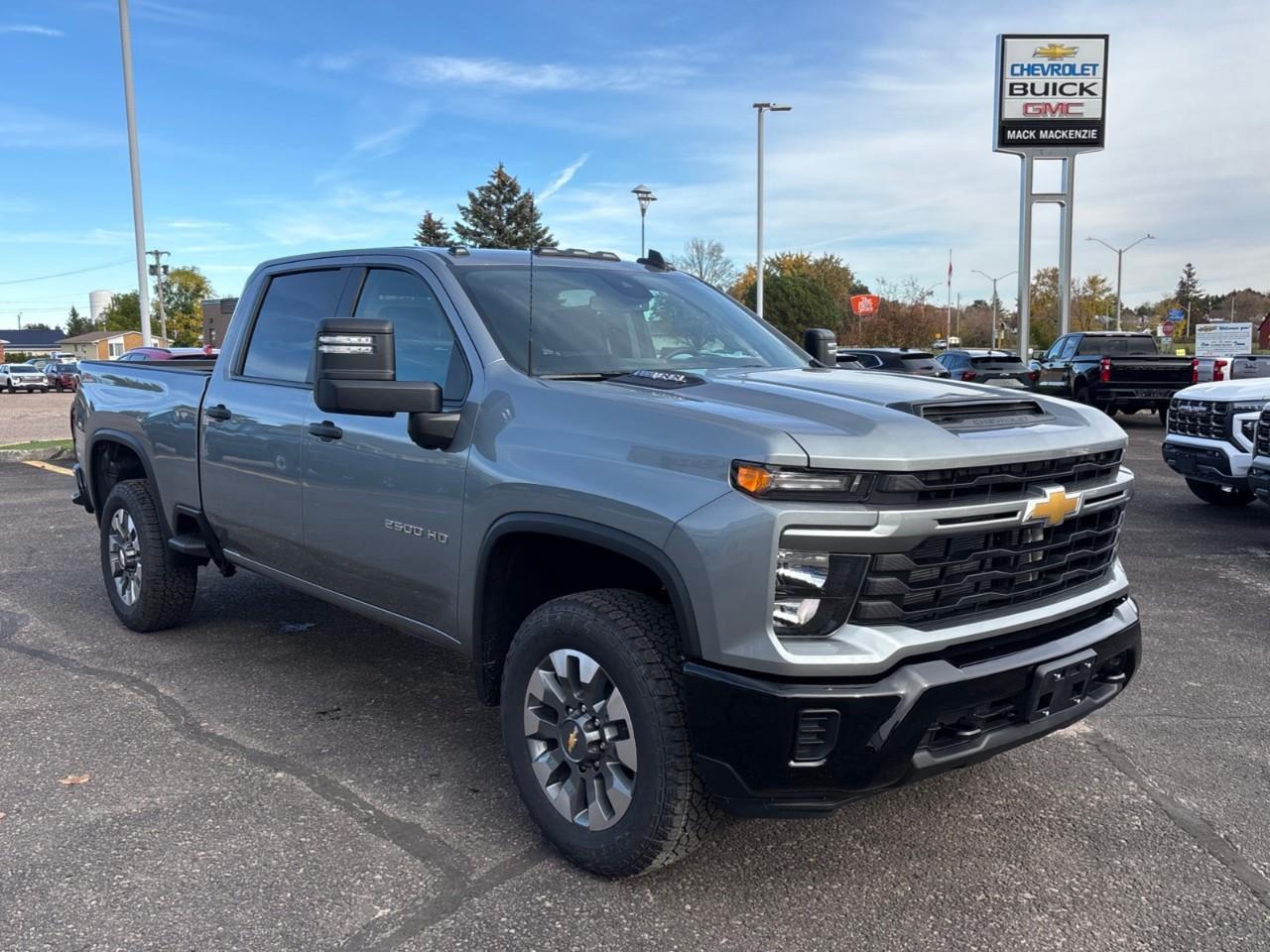 2026 Chevrolet Silverado 2500 HD Custom New 2026 Gas Powered V8 6 Passenger Crew Cab 4X4 Truck with Push Button Start, Remote Vehicle Start, 10-Way Power Drivers Seat, 5th Wheel Prep Package and a 7 Diagonal Touchscreen Radio with Wireless Photo