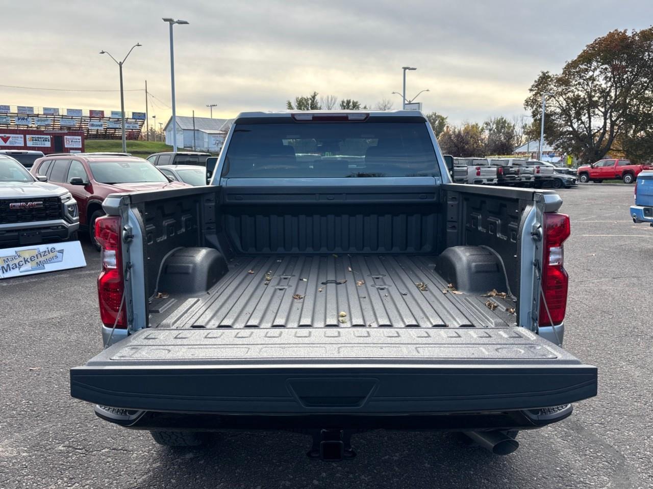 2026 Chevrolet Silverado 2500 HD Custom New 2026 Gas Powered V8 6 Passenger Crew Cab 4X4 Truck with Push Button Start, Remote Vehicle Start, 10-Way Power Drivers Seat, 5th Wheel Prep Package and a 7 Diagonal Touchscreen Radio with Wireless Photo