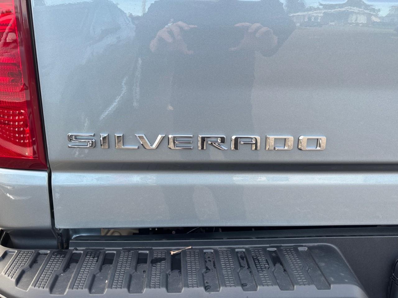 2026 Chevrolet Silverado 2500 HD Custom New 2026 Gas Powered V8 6 Passenger Crew Cab 4X4 Truck with Push Button Start, Remote Vehicle Start, 10-Way Power Drivers Seat, 5th Wheel Prep Package and a 7 Diagonal Touchscreen Radio with Wireless Photo