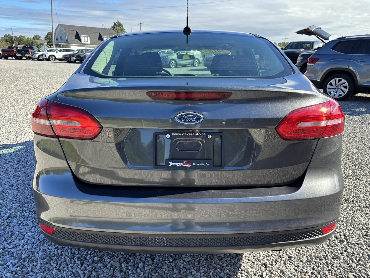 2018 Ford Focus SE Sedan ~CLEAN CARFAX~31 FORD DEALER SERVICE RECORDS~ Photo