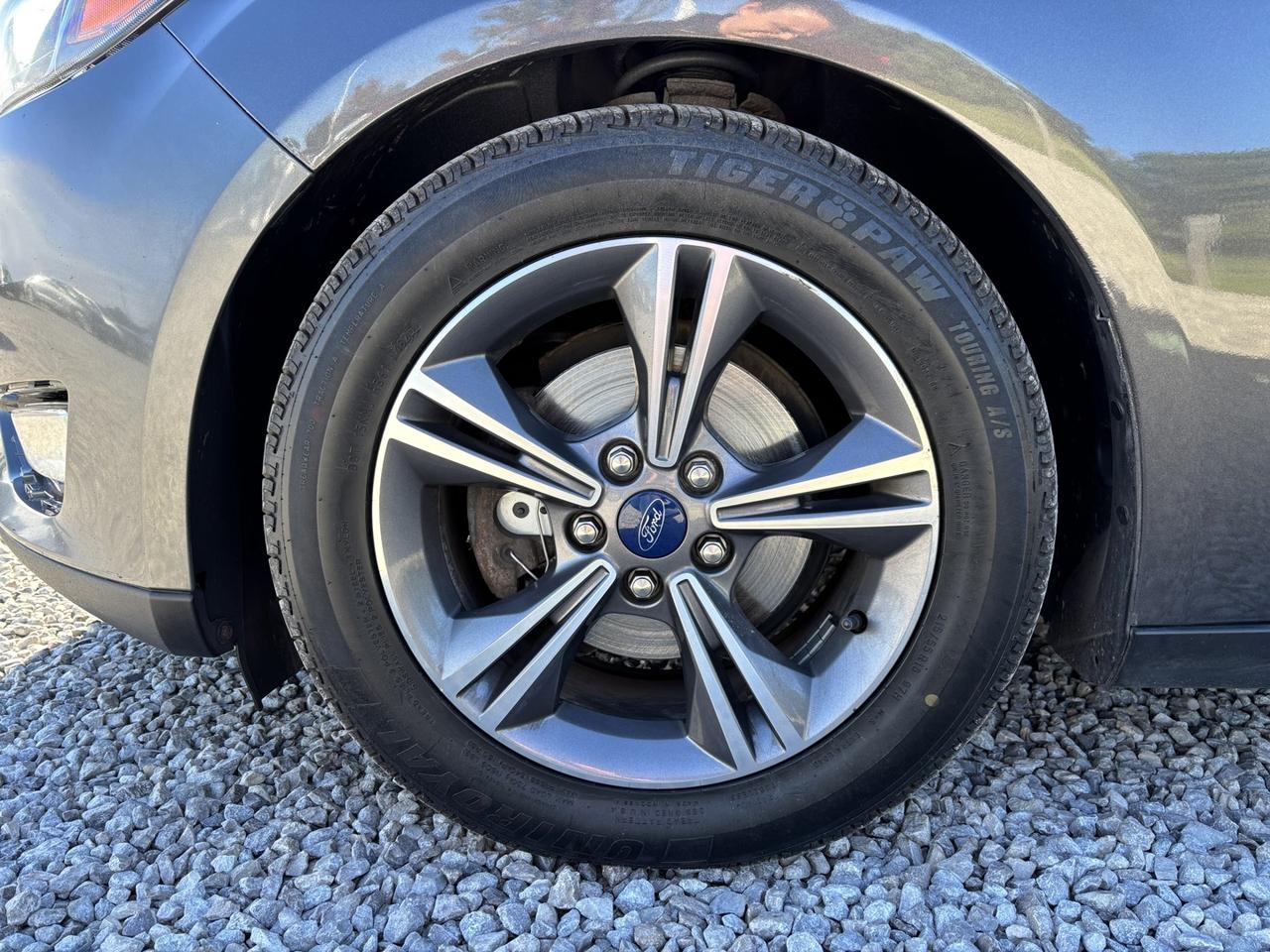 2018 Ford Focus SE Sedan ~CLEAN CARFAX~31 FORD DEALER SERVICE RECORDS~ Photo