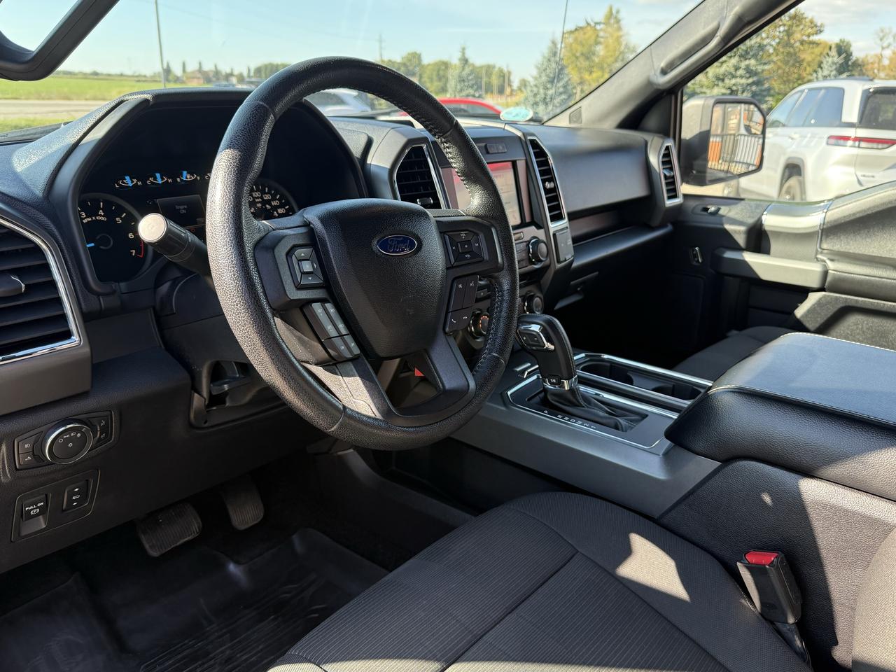 2016 Ford F-150 XLT FX4 | Navigation | Backup Camera Photo