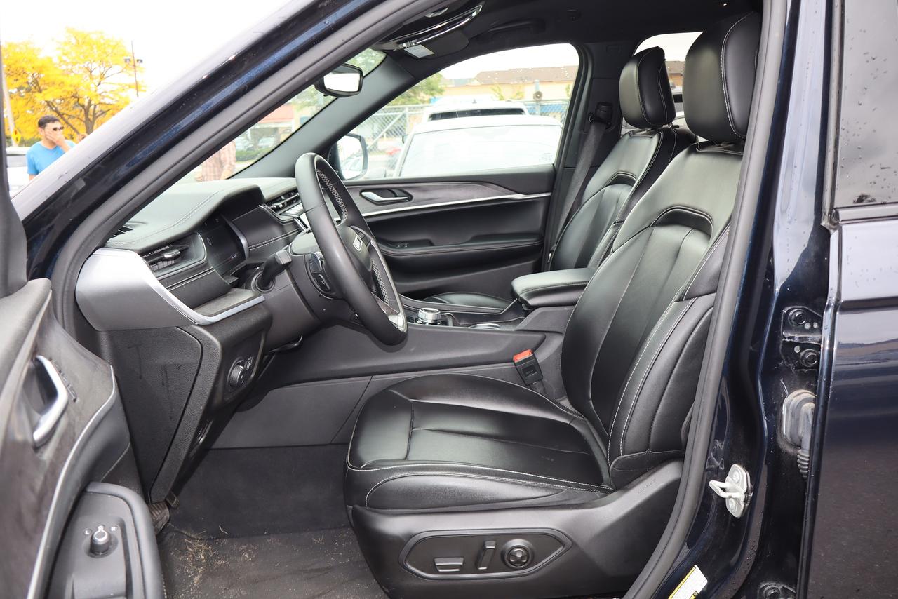 2024 Jeep Cherokee Limited 4X4 Photo