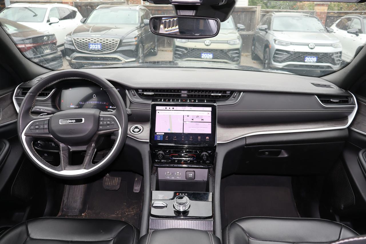 2024 Jeep Cherokee Limited 4X4 Photo