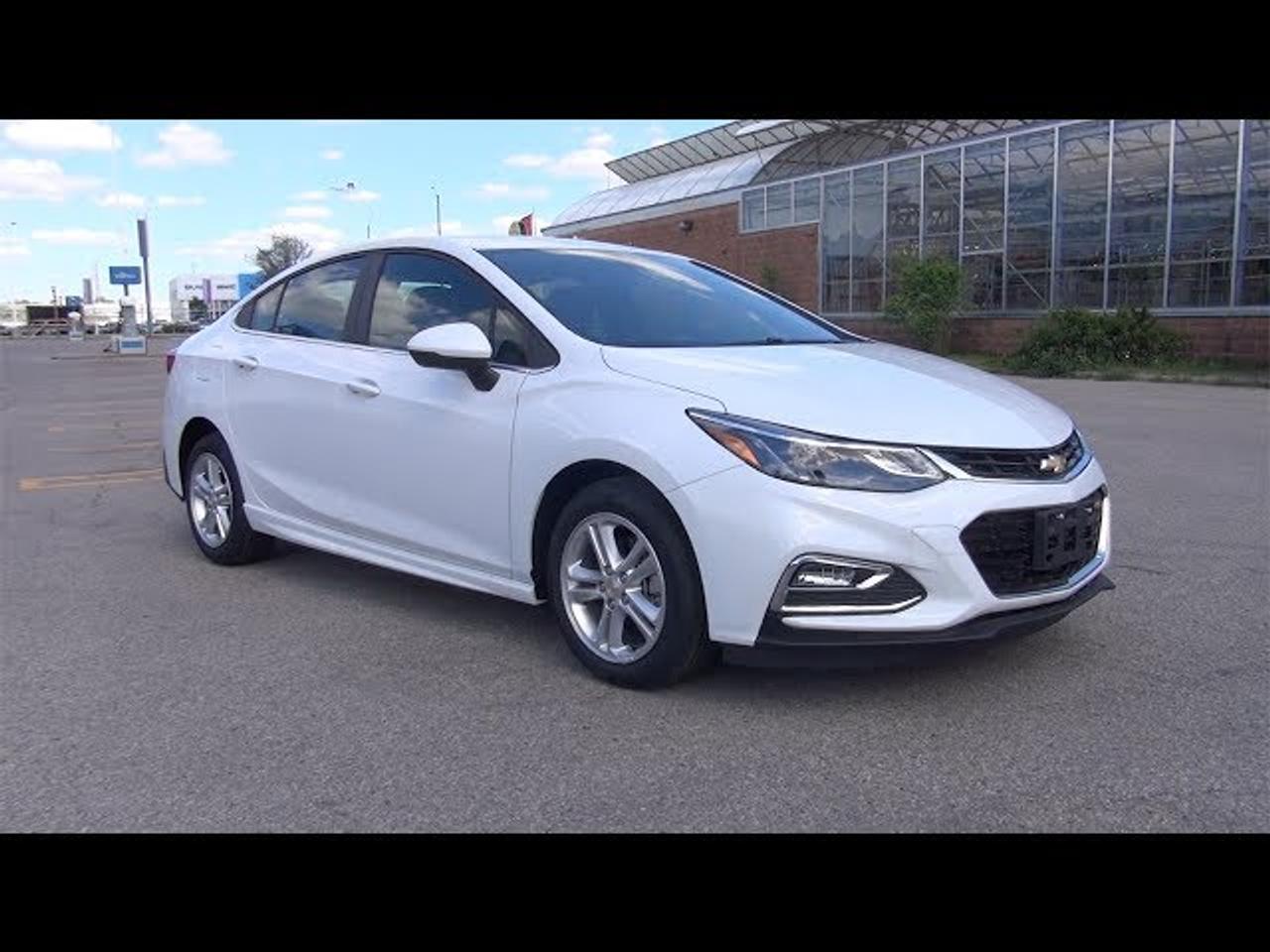 2017 Chevrolet Cruze RS Photo