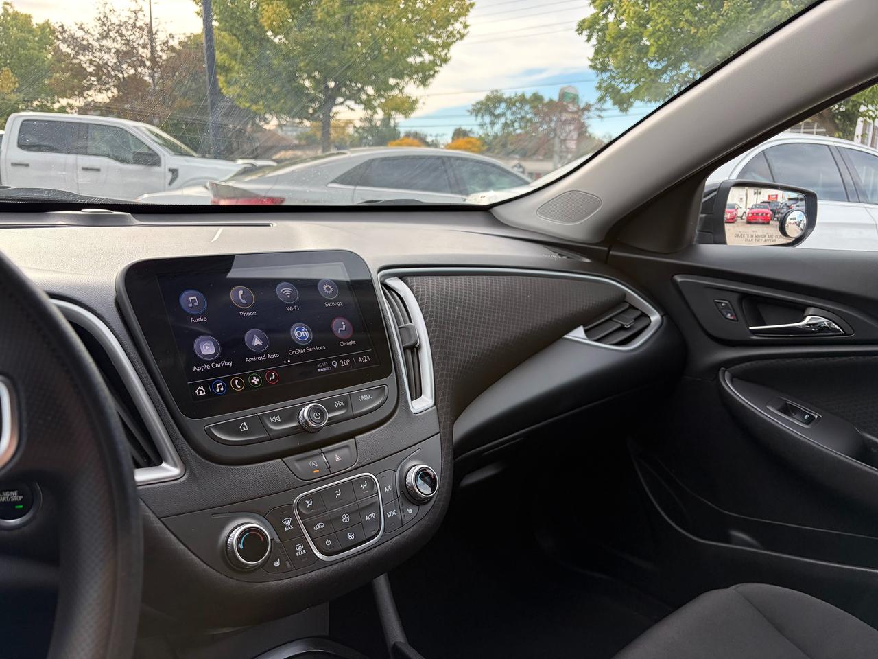 2024 Chevrolet Malibu 1LT Photo