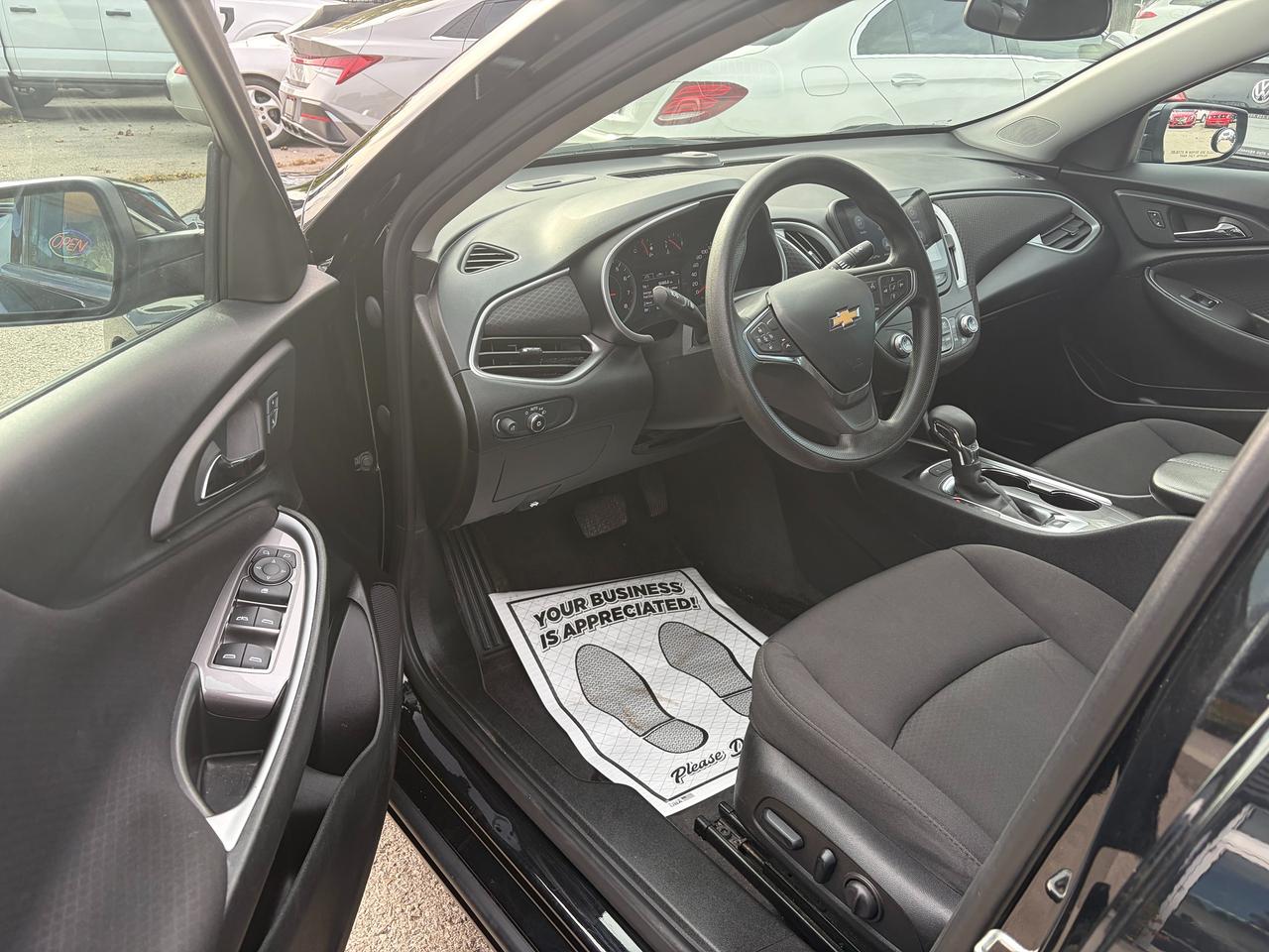 2024 Chevrolet Malibu 1LT Photo