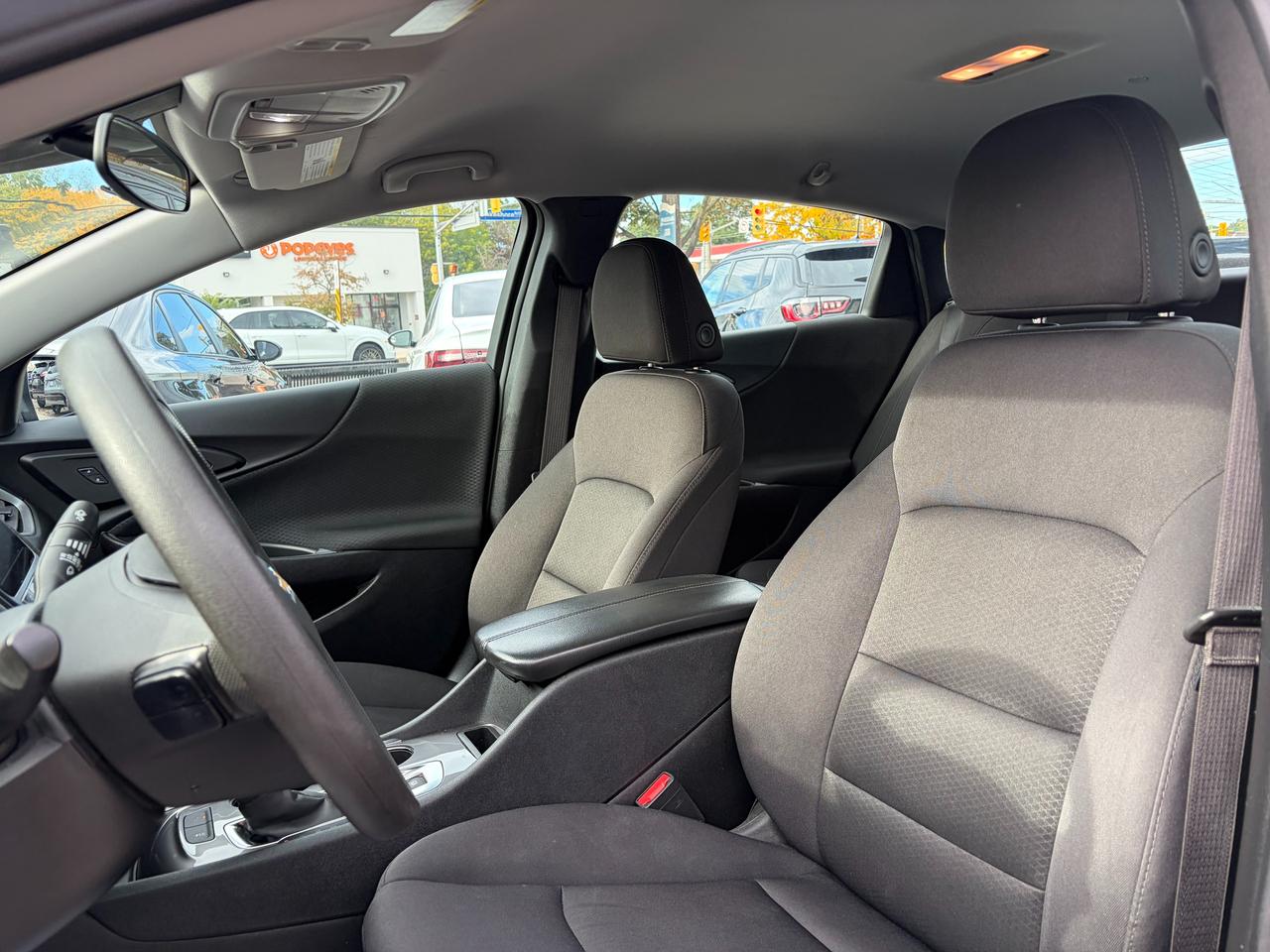 2024 Chevrolet Malibu 1LT Photo