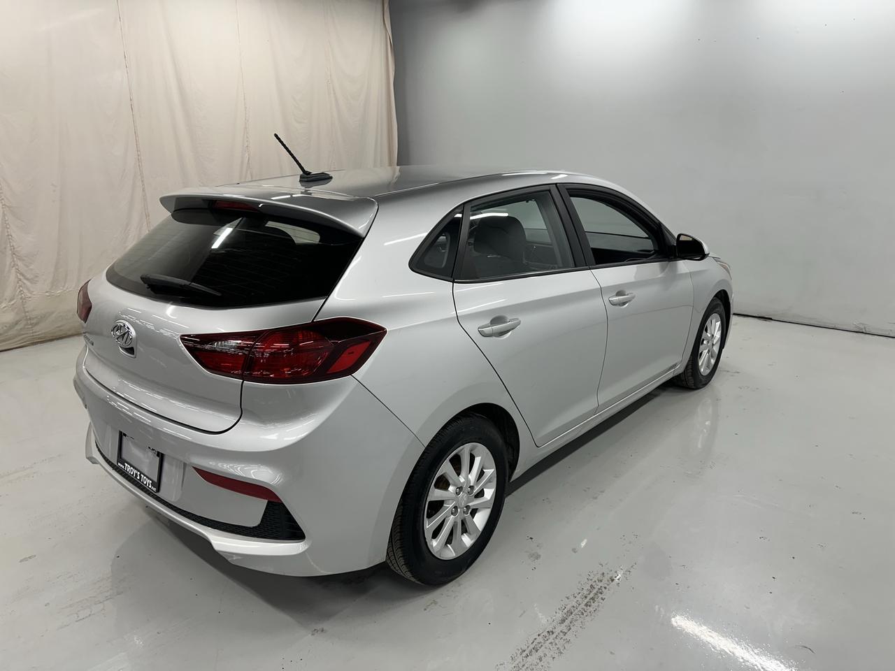 2019 Hyundai Accent 5 Door Preferred Auto Photo